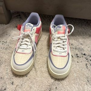 Nike women’s air force ones. The same shoes that Khloe kardashian wears. Sz10.5